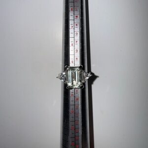 Elegant Silver Women's Ring